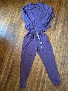 Burgundy Two-Piece Lounge Set with Drawstring